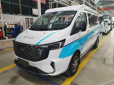 Fashion Fashion Ford Chassis Pop-Top Camper Van